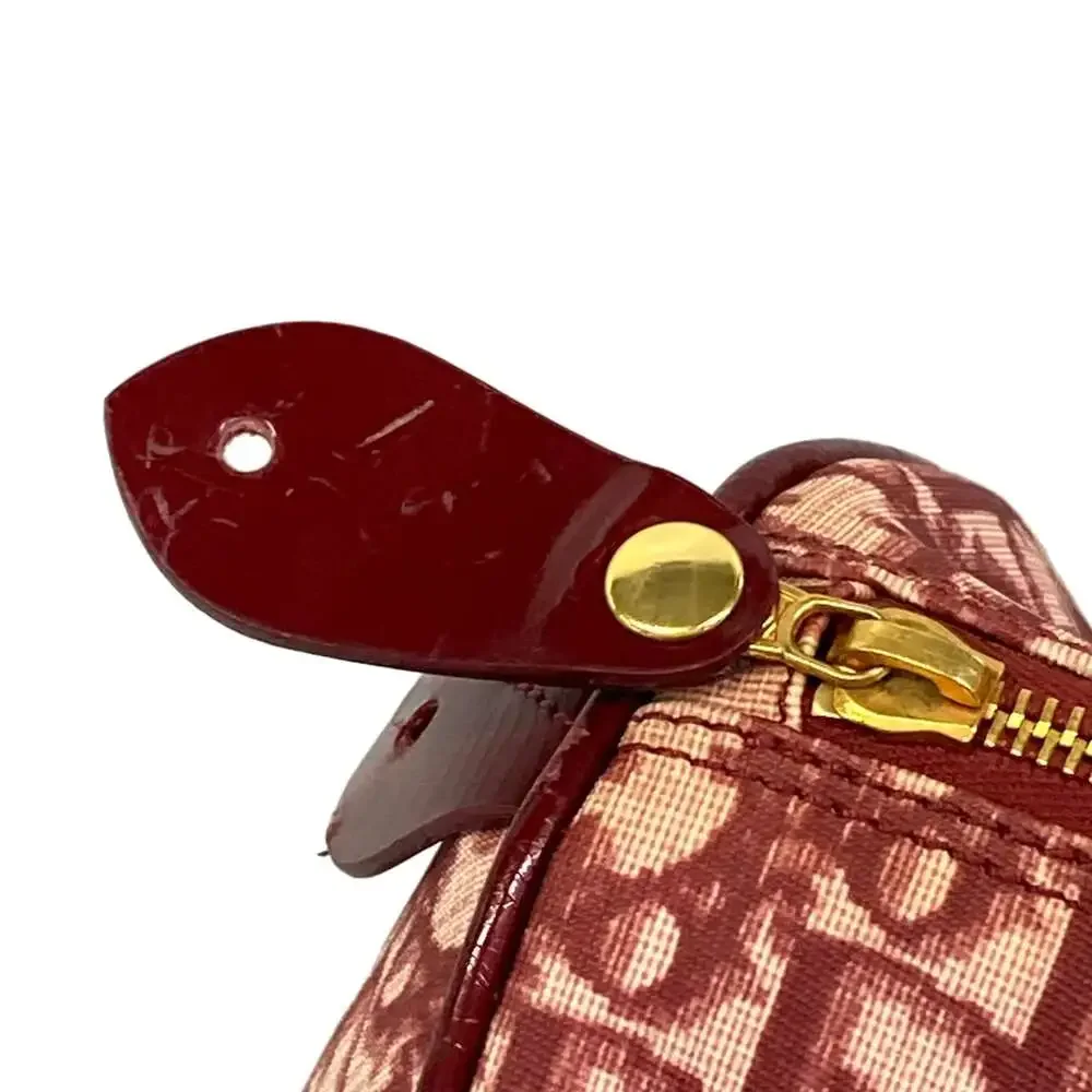Dior christian logogram